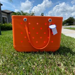 NWT large Bogg Bag - Orange